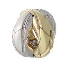 Huzzle Cast Twist by Hanayama