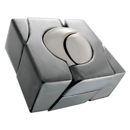Huzzle Cast Marble by Hanayama