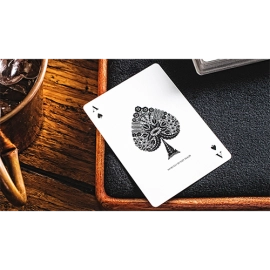 Spielkarten Papercuts: Intricate Hand-cut Playing Cards by Suzy Taylor
