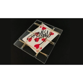 Card Captured by Bazar de Magia