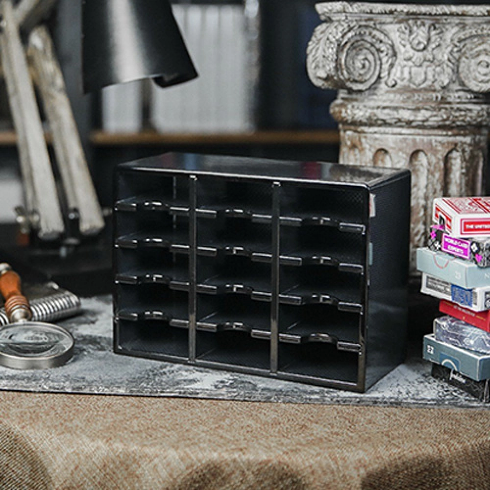 Spielkarten Carbon Fiber Card Cabinet by TCC
