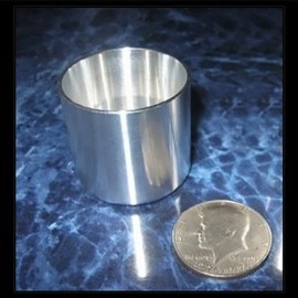 Leprechaun Sucker Cup Quarter/Euro by Chazpro Magic