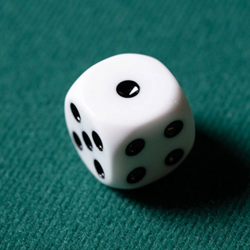 REPLACEMENT DIE WHITE (GIMMICKED) FOR MENTAL DICE by Tony Anverdi