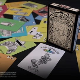 Spielkarten Magician Knows Playing Cards V1 (Color) by 808 Magic and Alan Wong