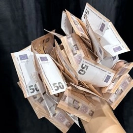 Moneyball by Bond Lee (EUR)