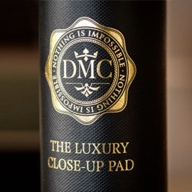 The DMC Luxury Close-Up Pad