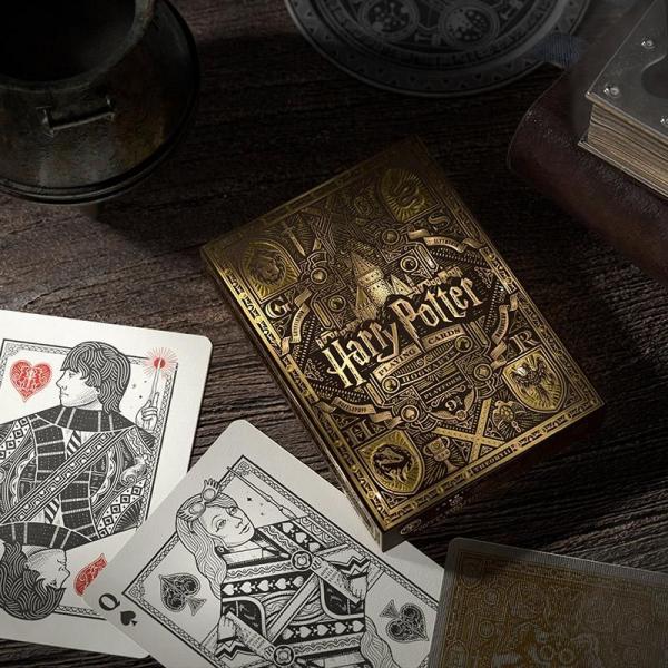 Harry Potter (Yellow-Hufflepuff) Playing Cards by ...