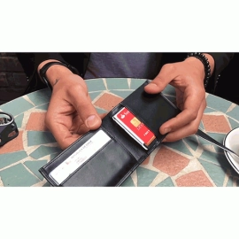 Minimal Wallet by Alan Wong & Pablo Amira