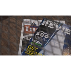 Glance: Updated (1 Magazine) by Steve Thompson