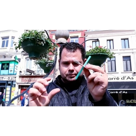 CRAZY HOLE Red (Gimmick and Online Instructions) by Mickael Chatelain