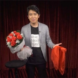 The Bouquet (Red) by Bond Lee & MS Magic