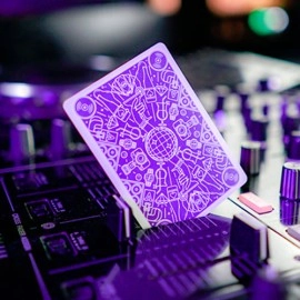 Spielkarten Nightclub UV Edition Playing Cards by Riffle Shuffle