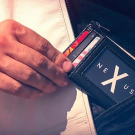 Nexus Wallet (Gimmick & Online Instructions) by Javier Fuenmayor