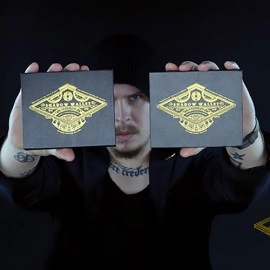 Shadow Wallet Carbon Fiber (Gimmick and Online Instructions) by Dee Christopher and 1914