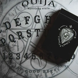 Spielkarten Resurrected V2 (Red) Playing Cards By Abraxas