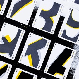 Spielkarten AvH: Typographic Playing Cards by Luke Wadey