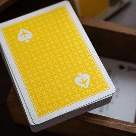 Spielkarten Lounge Edition in Taxiway Yellow by Jetsetter Playing Cards