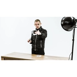THE BIGGER PICTURE (Gimmicks and Online Instructions) by Radek Hoffman & Chris Jones