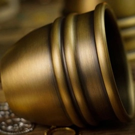 Artistic Chop cup and balls (Brass) by TCC