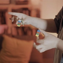 COLOR PREDICTION (Gimmicks and Online Instructions) by Julio Montoro