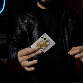HAUNTED HANDKERCHIEF (Gimmicks and Instructions) by Apprentice Magic