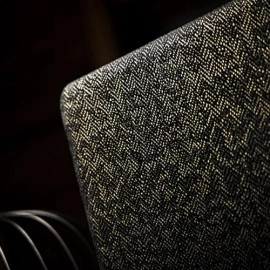 Elegant Close-up Pad (Black) by TCC