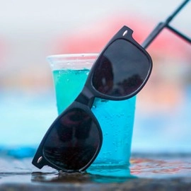 VANISHING SUNGLASSES (Gimmicks and Online Instructions) by Wonder Makers