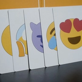 Emojisp (Gimmicks and Online Instructions) by Nexus & Amor magic
