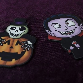 Halloween Exchange (Parlor) by Luis Zavaleta & Nox