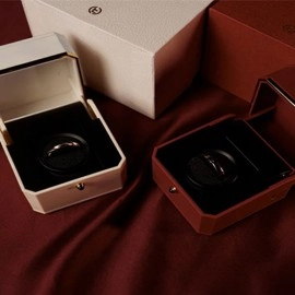 Magic Ring Box (White) by TCC
