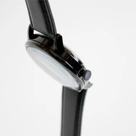 SB Watch 2022 (Black) by András Bártházi and Electricks