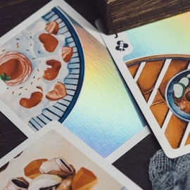 Spielkarten Night Market: Holographic by 808 Magic & Bacon Magic