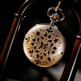 Pocket Watch by PITATA MAGIC