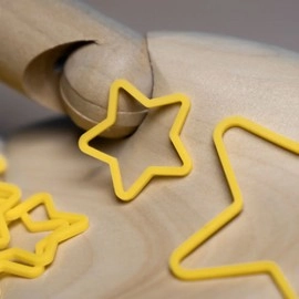 Henry Harrius Presents Star Shatter by Alex Ng
