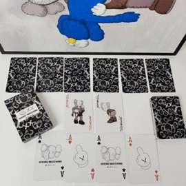 Spielkarten Kaws Seeing / Watching Black Edition Playing Cards