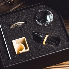 ImpossiBox by Bacon Magic and Wang Zhe
