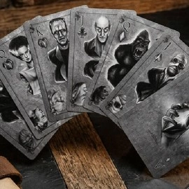 Baraja de cartas Classic Monsters Playing Cards (CPC Classic Designs)