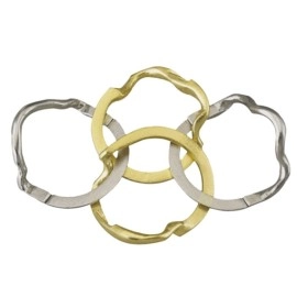 Huzzle Cast Ring by Hanayama